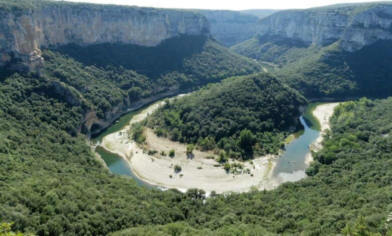 les gorges de l'Ardèche une merveille de la nature