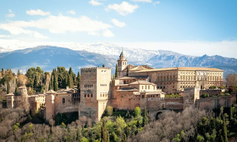 Alhambra : une forteresse islamique médiévale unique en Europe
